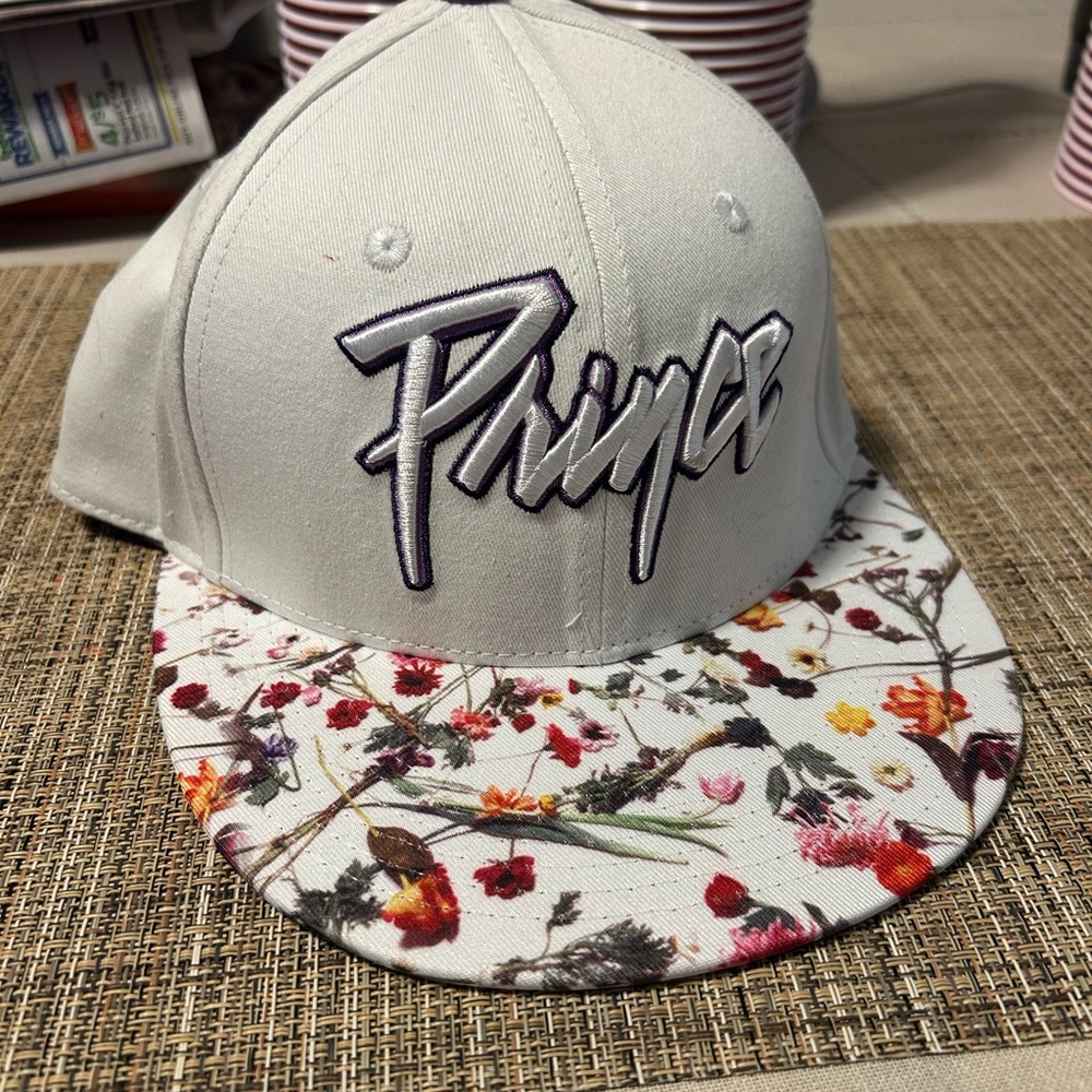 Limited-Edition Prince/Minnesota Twins Collab Hat